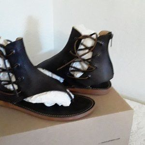 Baske black leather sandals